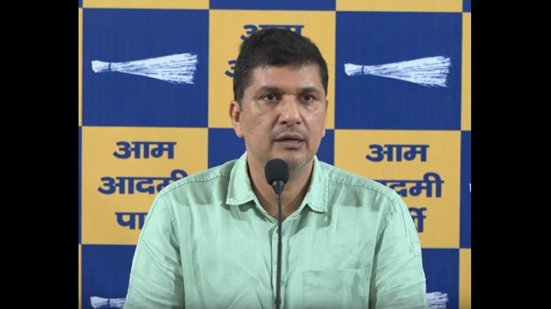 दिल्ली दवा घोटाले पर आप का नया आरोप, एक्स-रे मशीनों की खरीद में 103 दिल्ली दवा घोटाले पर आप का नया आरोप, एक्स-रे मशीनों की खरीद में 103