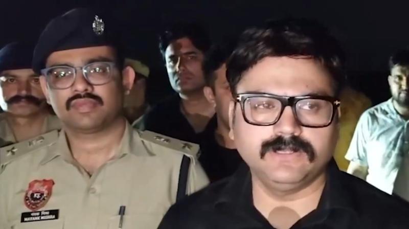मुठभेड़ में लॉरेंस बिश्नोई गैंग के दो शूटर ढेर, पुलिस का एक जवान घायल मुठभेड़ में लॉरेंस बिश्नोई गैंग के दो शूटर ढेर, पुलिस का एक जवान घायल