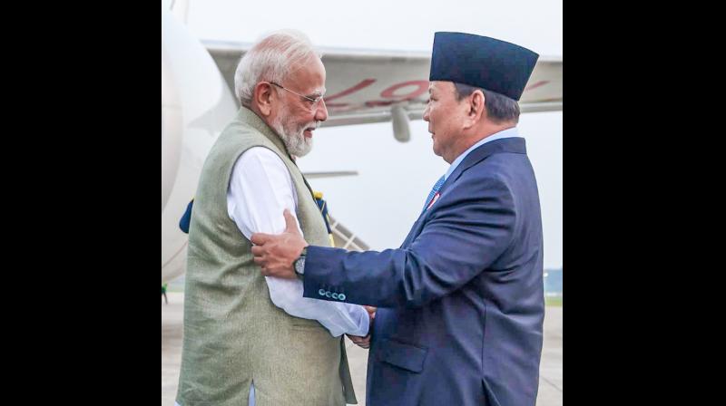 पीएम मोदी के इंडोनेशिया दौरे से द्विपक्षीय व्यापार और निवेश को मिलेगी नई रफ्तार: इंडस्ट्री एक्सपर्ट्स पीएम मोदी के इंडोनेशिया दौरे से द्विपक्षीय व्यापार और निवेश को मिलेगी नई रफ्तार: इंडस्ट्री एक्सपर्ट्स