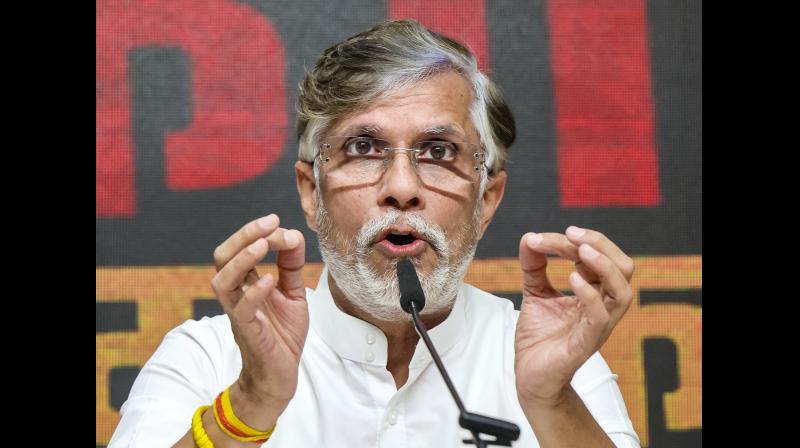 चंपत राय और अनिल मिश्रा का इस्तीफा मंजूर, विपक्ष ने उठाए सवाल, चंपत राय और अनिल मिश्रा का इस्तीफा मंजूर, विपक्ष ने उठाए सवाल,