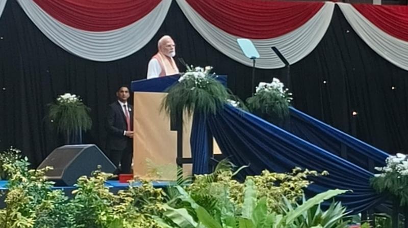 जकार्ता में बोले पीएम मोदी- आजकल पूरी दुनिया में 'फुटबॉल फीवर', जकार्ता में बोले पीएम मोदी- आजकल पूरी दुनिया में 'फुटबॉल फीवर',