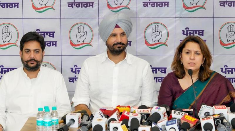 राम मंदिर चढ़ावा प्रकरण के लिए केंद्र सरकार जवाबदेही से बच नहीं सकती: कांग्रेस राम मंदिर चढ़ावा प्रकरण के लिए केंद्र सरकार जवाबदेही से बच नहीं सकती: कांग्रेस