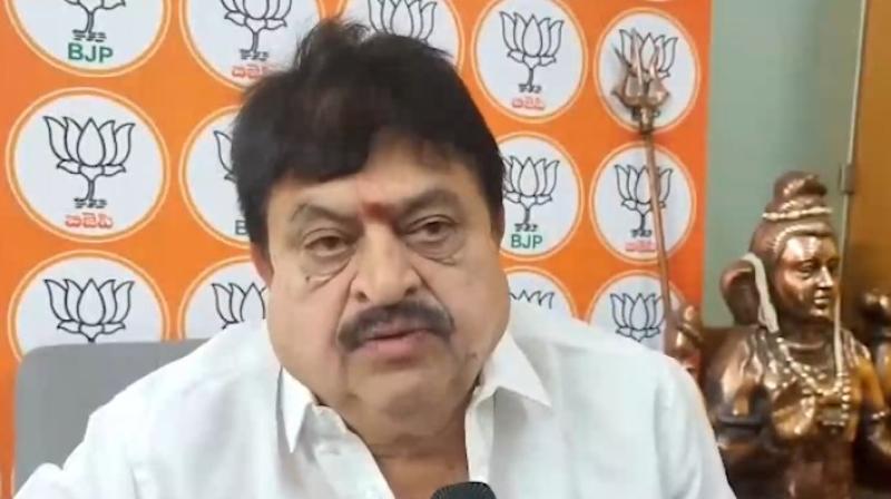 तेलंगाना की जनता कांग्रेस और बीआरएस से नाराज, अगली सरकार भाजपा की बनेगी: रामचंदर राव तेलंगाना की जनता कांग्रेस और बीआरएस से नाराज, अगली सरकार भाजपा की बनेगी: रामचंदर राव