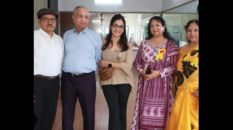 शुभांगी अत्रे के पिता ने कैंसर को मात देकर जीता कैरम मुकाबला; एक्ट्रेस ने मनाई जोरदार जीत की खुशी शुभांगी अत्रे के पिता ने कैंसर को मात देकर जीता कैरम मुकाबला; एक्ट्रेस ने मनाई जोरदार जीत की खुशी