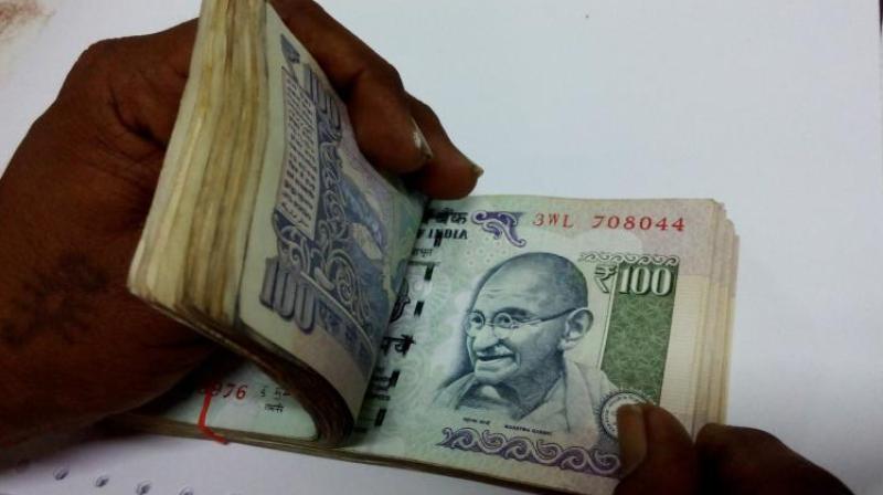बाजार की पाठशाला: रिटायरमेंट के लिए कितना सुरक्षित है एनपीएस में निवेश? जानिए इसके बारे में सब कुछ बाजार की पाठशाला: रिटायरमेंट के लिए कितना सुरक्षित है एनपीएस में निवेश? जानिए इसके बारे में सब कुछ