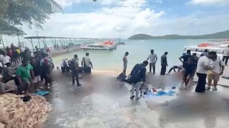 वियतनाम नाव हादसे के बाद राष्ट्रपति और प्रधानमंत्री ने भारत की वियतनाम नाव हादसे के बाद राष्ट्रपति और प्रधानमंत्री ने भारत की