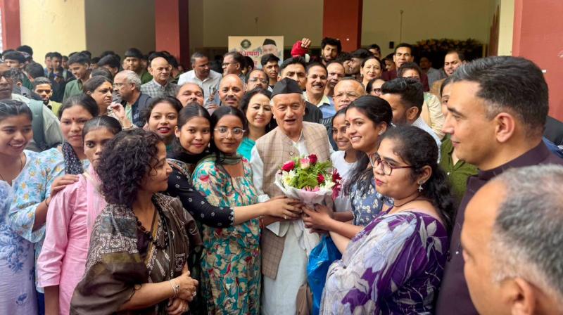बद्रीनाथ मामले में पूर्व सीएम कोश्यारी का बयान, चोरों को मिले कड़ी से कड़ी सजा बद्रीनाथ मामले में पूर्व सीएम कोश्यारी का बयान, चोरों को मिले कड़ी से कड़ी सजा