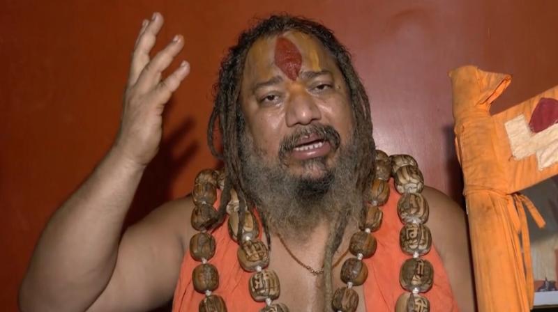 मौलाना जरजिस अंसारी के बयान पर संतों का पलटवार, कहा- सनातन संस्कृति पर टिप्पणी बर्दाश्त नहीं मौलाना जरजिस अंसारी के बयान पर संतों का पलटवार, कहा- सनातन संस्कृति पर टिप्पणी बर्दाश्त नहीं
