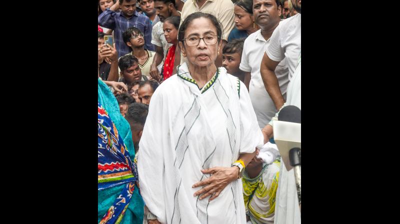 सोनम वांगचुक की सेहत को लेकर ममता बनर्जी ने जताई चिंता, बोलीं- लोकतंत्र में शांतिपूर्ण विरोध का सम्मान होना चाहिए सोनम वांगचुक की सेहत को लेकर ममता बनर्जी ने जताई चिंता, बोलीं- लोकतंत्र में शांतिपूर्ण विरोध का सम्मान होना चाहिए
