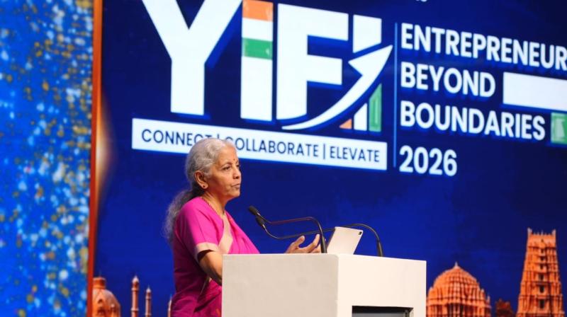 सरकार अब उद्यमों को नियंत्रित नहीं, बल्कि बढ़ावा देने वाली बन गई है: निर्मला सीतारमण सरकार अब उद्यमों को नियंत्रित नहीं, बल्कि बढ़ावा देने वाली बन गई है: निर्मला सीतारमण