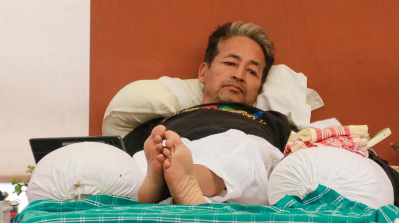 सफदरगंज का हेल्थ बुलेटिनः सोनम वांगचुक को जरूरी इलाज दिया जा रहा, हेल्थ पैरामीटर स्थिर सफदरगंज का हेल्थ बुलेटिनः सोनम वांगचुक को जरूरी इलाज दिया जा रहा, हेल्थ पैरामीटर स्थिर