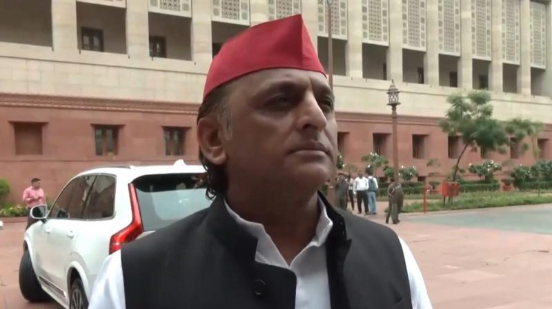 सपा नेताओं का भाजपा पर तंज, कहा-'इतिहास में विदेशी आक्रमणकारियों ने लूटा, आज भाजपा अहंकार से चला रही सरकार' सपा नेताओं का भाजपा पर तंज, कहा-'इतिहास में विदेशी आक्रमणकारियों ने लूटा, आज भाजपा अहंकार से चला रही सरकार'
