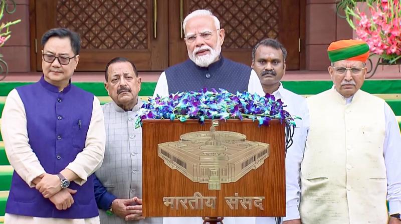 प्रधानमंत्री मोदी बोले- 'जहां तथ्य और तर्क होते हैं, वहां तूफान के लिए जगह नहीं होती' प्रधानमंत्री मोदी बोले- 'जहां तथ्य और तर्क होते हैं, वहां तूफान के लिए जगह नहीं होती'
