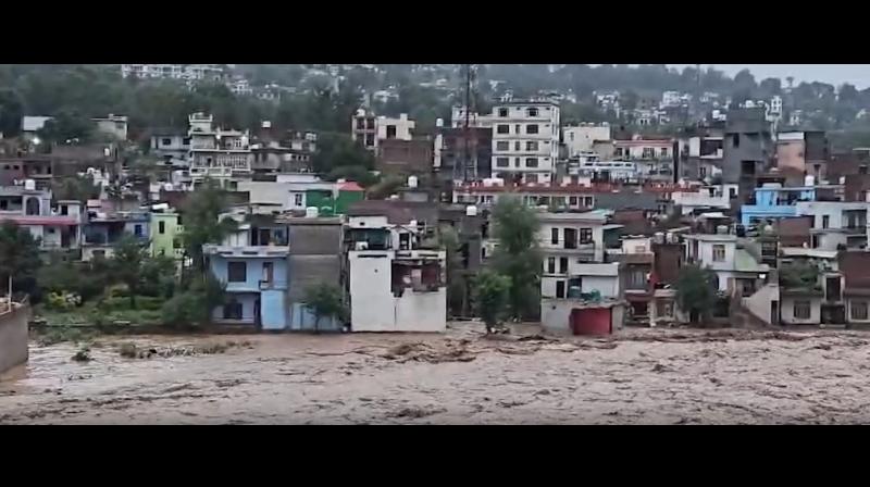बाढ़ से प्रभावित पुंछ और राजौरी के लिए खराब मौसम की चेतावनी, किशनगंगा नदी का जलस्तर बढ़ने के बाद अलर्ट जारी बाढ़ से प्रभावित पुंछ और राजौरी के लिए खराब मौसम की चेतावनी, किशनगंगा नदी का जलस्तर बढ़ने के बाद अलर्ट जारी
