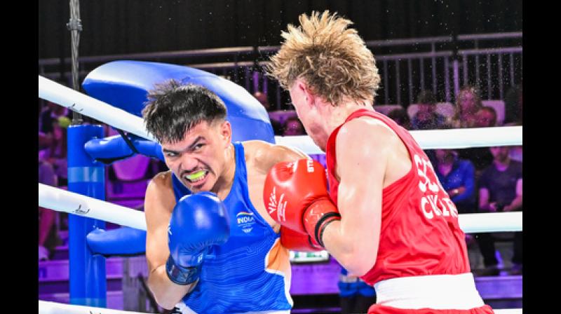 सीडब्ल्यूजी 2026: जादुमनी का दमदार आगाज, 5-0 से जीत दर्ज कर बनाई राउंड ऑफ 16 में जगह सीडब्ल्यूजी 2026: जादुमनी का दमदार आगाज, 5-0 से जीत दर्ज कर बनाई राउंड ऑफ 16 में जगह