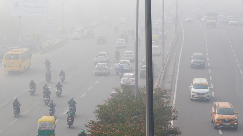 दो दिन की राहत के बाद फिर बिगड़ी हवा, एनसीआर में कई इलाके रेड जोन में, लोनी का एक्यूआई 400 तक पहुंचा दो दिन की राहत के बाद फिर बिगड़ी हवा, एनसीआर में कई इलाके रेड जोन में, लोनी का एक्यूआई 400 तक पहुंचा