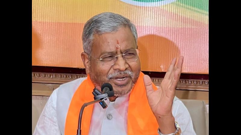 जेपीएससी परीक्षा की सीबीआई जांच हो, झारखंड सरकार असली दोषियों को बचा रही: बाबूलाल मरांडी जेपीएससी परीक्षा की सीबीआई जांच हो, झारखंड सरकार असली दोषियों को बचा रही: बाबूलाल मरांडी