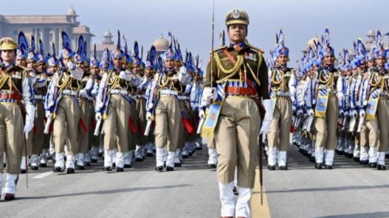 उपराष्ट्रपति, अमित शाह और राजनाथ सिंह समेत केंद्रीय मंत्रियों ने सीआरपीएफ जवानों को दी स्थापना दिवस की बधाई उपराष्ट्रपति, अमित शाह और राजनाथ सिंह समेत केंद्रीय मंत्रियों ने सीआरपीएफ जवानों को दी स्थापना दिवस की बधाई