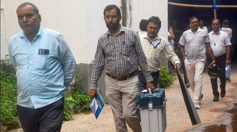 बांकीपुर उपचुनाव: सुबह 8 बजे से शुरू होगी मतगणना, 25 उम्मीदवारों की बांकीपुर उपचुनाव: सुबह 8 बजे से शुरू होगी मतगणना, 25 उम्मीदवारों की