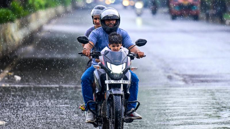 एनसीआर में सावन के पहले सोमवार पर बारिश के आसार, 4 अगस्त के लिए येलो एनसीआर में सावन के पहले सोमवार पर बारिश के आसार, 4 अगस्त के लिए येलो