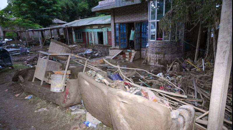बाढ़ प्रभावित इलाकों में बिजली बहाली का काम तेजी से चल रहा : हिमंता बाढ़ प्रभावित इलाकों में बिजली बहाली का काम तेजी से चल रहा : हिमंता