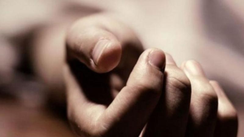 जयपुर : विरोध प्रदर्शन के दौरान कथित लाठीचार्ज में करणी सेना सदस्य की जयपुर : विरोध प्रदर्शन के दौरान कथित लाठीचार्ज में करणी सेना सदस्य की