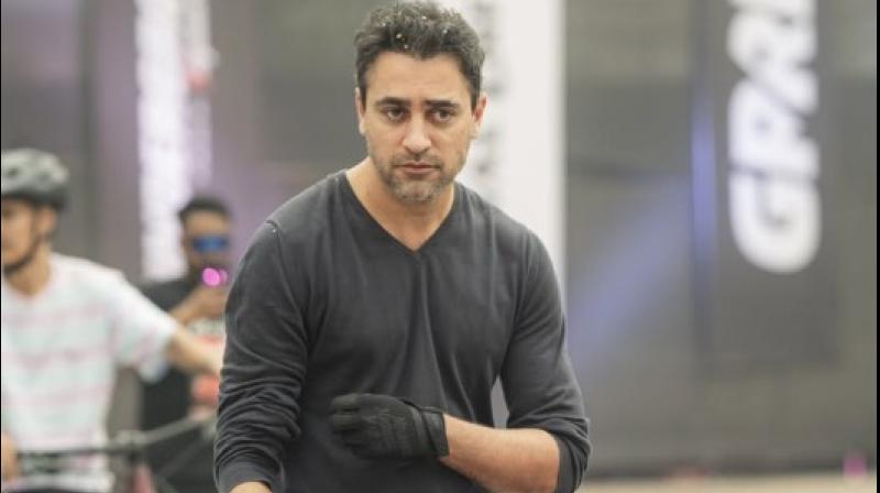 झारखंड छात्र आंदोलन को मिला इमरान खान का समर्थन, जेपीएससी-जेएसएससी विवाद पर उठाई आवाज झारखंड छात्र आंदोलन को मिला इमरान खान का समर्थन, जेपीएससी-जेएसएससी विवाद पर उठाई आवाज