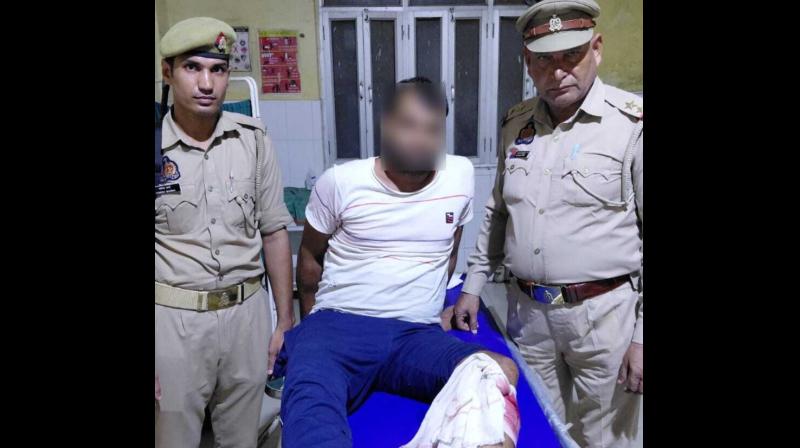 फिरोजाबाद में पुलिस से मुठभेड़ में एक बदमाशघायल, साथी भी गिरफ्तार फिरोजाबाद में पुलिस से मुठभेड़ में एक बदमाशघायल, साथी भी गिरफ्तार