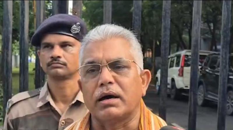 झारखंड में जिम्मेदार लोगों की क्यों नहीं हो रही गिरफ्तारी, सीएम दें झारखंड में जिम्मेदार लोगों की क्यों नहीं हो रही गिरफ्तारी, सीएम दें