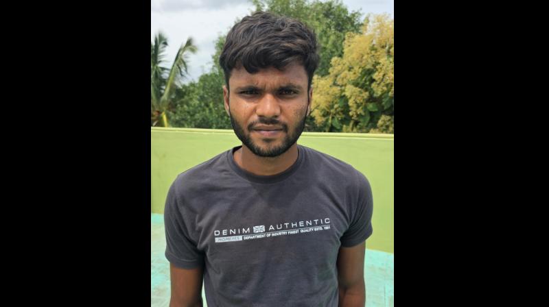 बेंगलुरु : युवक ने की पत्नी की हत्या, कहा- पत्नी को थी फोन पर रील्स बेंगलुरु : युवक ने की पत्नी की हत्या, कहा- पत्नी को थी फोन पर रील्स