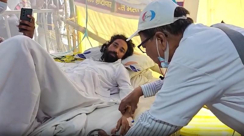 रांची में विधानसभा घेराव के लिए जुट रहे छात्र, अनशन पर बैठे देवेंद्र रांची में विधानसभा घेराव के लिए जुट रहे छात्र, अनशन पर बैठे देवेंद्र