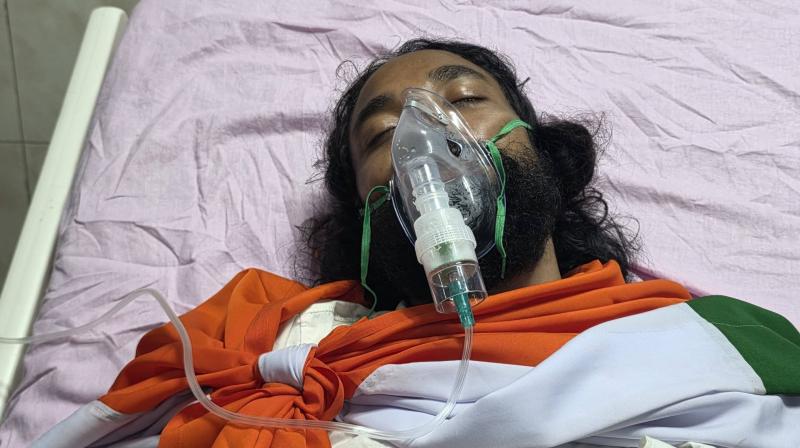 झारखंडः विधानसभा घेराव के बाद अनशनकारी देवेंद्र महतो की तबीयत बिगड़ी, झारखंडः विधानसभा घेराव के बाद अनशनकारी देवेंद्र महतो की तबीयत बिगड़ी,