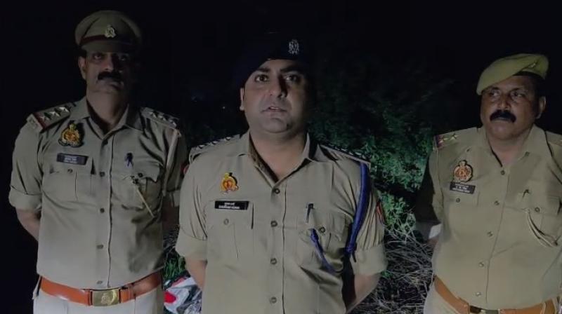 गाजीपुर में बच्चियों के अपहरण मामले में वांछित 50 हजार का इनामी बदमाश गाजीपुर में बच्चियों के अपहरण मामले में वांछित 50 हजार का इनामी बदमाश