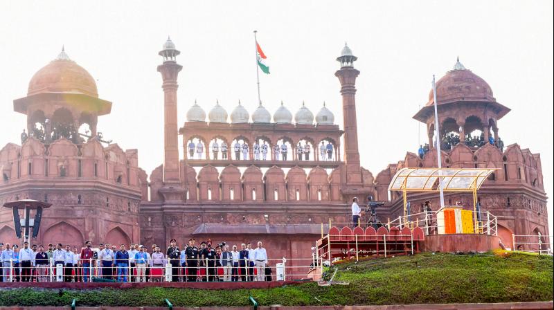 1866 में लिकटेंस्टीन से 1971 में बहरीन तक: 15 अगस्त को भारत के अलावा 1866 में लिकटेंस्टीन से 1971 में बहरीन तक: 15 अगस्त को भारत के अलावा