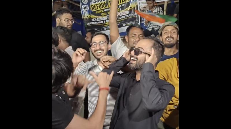 रांचीः जेएसएससी-सीजीएल रद्द करने की घोषणा के साथ जयपाल सिंह स्टेडियम रांचीः जेएसएससी-सीजीएल रद्द करने की घोषणा के साथ जयपाल सिंह स्टेडियम