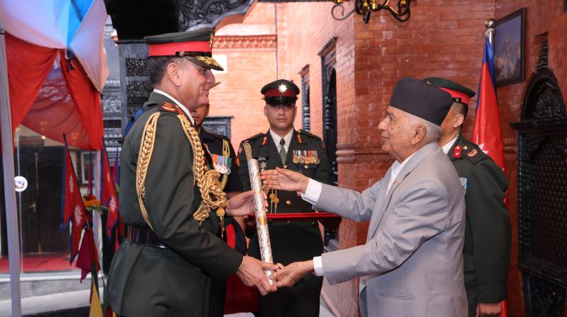 नेपाली सेना जनरल की मानद रैंक से भारतीय सेना प्रमुख धीरज सेठ सम्मानित नेपाली सेना जनरल की मानद रैंक से भारतीय सेना प्रमुख धीरज सेठ सम्मानित