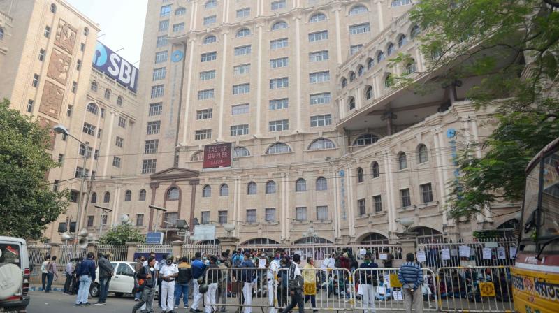 बैंक यूनियनों ने 12 फरवरी को किया हड़ताल का ऐलान, बैंकिंग सेवाओं पर हो सकता है असर बैंक यूनियनों ने 12 फरवरी को किया हड़ताल का ऐलान, बैंकिंग सेवाओं पर हो सकता है असर