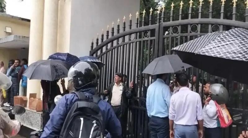 जेएसएससी-सीजीएल रद्द करने के विरोध में चयनित अभ्यर्थियों का प्रदर्शन जेएसएससी-सीजीएल रद्द करने के विरोध में चयनित अभ्यर्थियों का प्रदर्शन