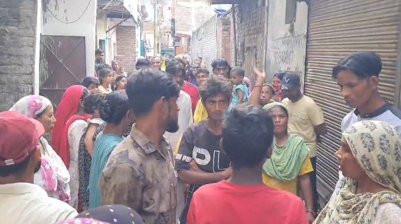 गाजियाबाद में 20 रुपए के विवाद में युवक की हत्या, दोस्त ने चाकू मारकर गाजियाबाद में 20 रुपए के विवाद में युवक की हत्या, दोस्त ने चाकू मारकर