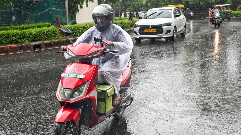 काले बादलों से घिरा रहेगा दिल्ली-एनसीआर, पूरे सप्ताह हल्की बारिश के काले बादलों से घिरा रहेगा दिल्ली-एनसीआर, पूरे सप्ताह हल्की बारिश के