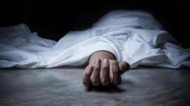 गाजियाबाद में डबल मर्डर से सनसनी, पति ने पत्नी और बेटी की हत्या की, गाजियाबाद में डबल मर्डर से सनसनी, पति ने पत्नी और बेटी की हत्या की,