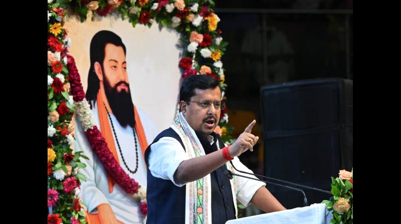 समाज के हर वर्ग को जोड़कर 'विकसित भारत 2047' का सपना पूरा करेंगे: समाज के हर वर्ग को जोड़कर 'विकसित भारत 2047' का सपना पूरा करेंगे: