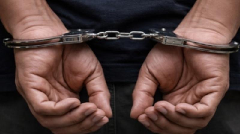किश्तवाड़ रेप मामला : मुख्य आरोपी समेत तीन अन्य गिरफ्तार, कुल गिरफ्तारियों की संख्या पांच हुई किश्तवाड़ रेप मामला : मुख्य आरोपी समेत तीन अन्य गिरफ्तार, कुल गिरफ्तारियों की संख्या पांच हुई