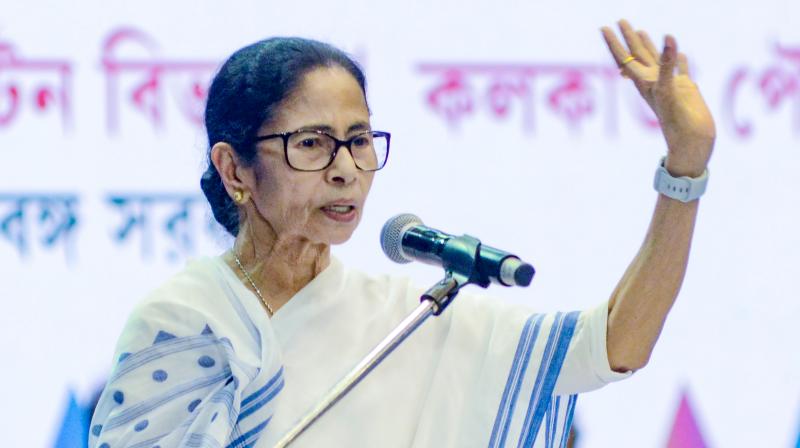 बंगाल एसआईआर: सीएम ममता बनर्जी का आरोप, कहा- जिंदा वोटर्स को मरा हुआ बंगाल एसआईआर: सीएम ममता बनर्जी का आरोप, कहा- जिंदा वोटर्स को मरा हुआ