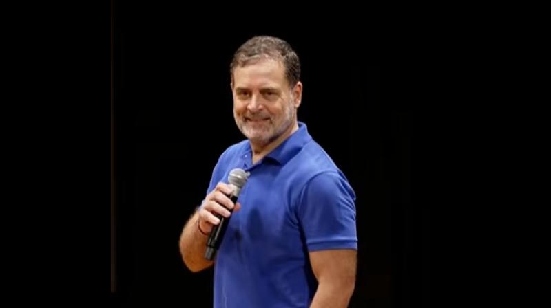 संविधान और संघ की विचारधारा के बीच जारी है लड़ाई: राहुल गांधी संविधान और संघ की विचारधारा के बीच जारी है लड़ाई: राहुल गांधी