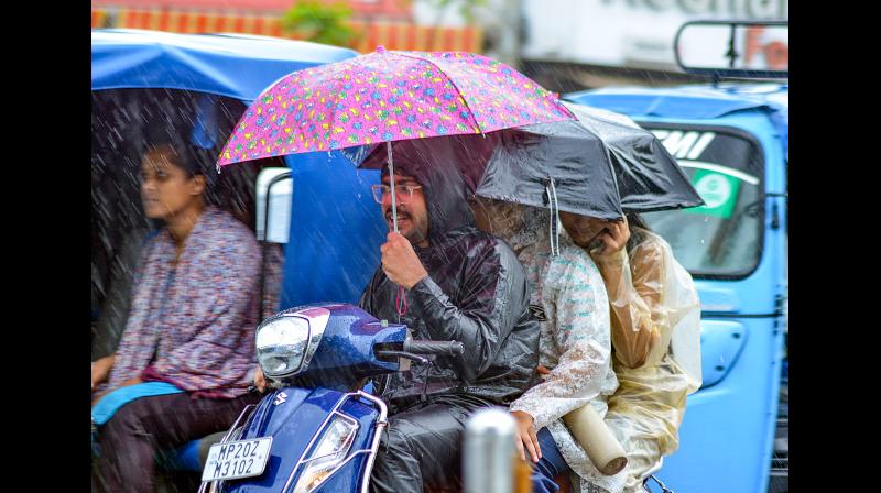 एनसीआर में मानसून की विदाई की आहट, 1 से 4 सितंबर तक बारिश के आसार एनसीआर में मानसून की विदाई की आहट, 1 से 4 सितंबर तक बारिश के आसार
