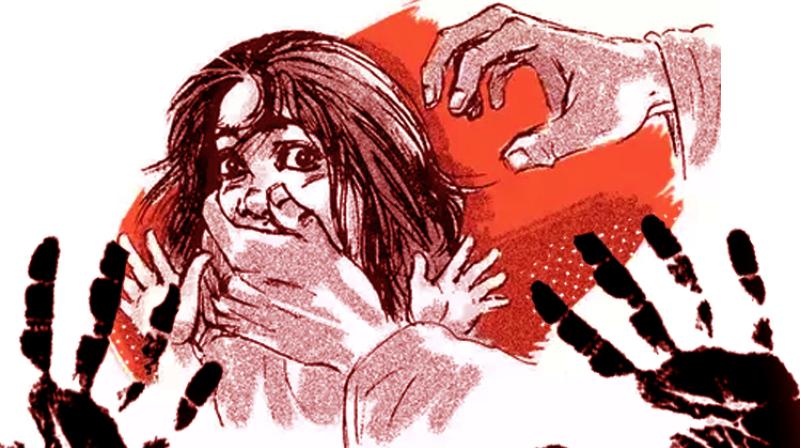 नवी मुंबई में स्कूल बस में साढ़े तीन साल की मासूम से दरिंदगी, आरोपी नवी मुंबई में स्कूल बस में साढ़े तीन साल की मासूम से दरिंदगी, आरोपी