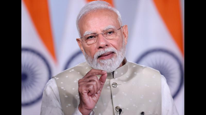 विद्या मनुष्य को लोक-व्यवहार की समझ और ज्ञान-समृद्धि प्रदान करती है, विद्या मनुष्य को लोक-व्यवहार की समझ और ज्ञान-समृद्धि प्रदान करती है,