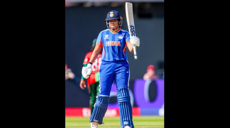 विमेंस एशिया कप: शेफाली का तूफानी अर्धशतक, सेमीफाइनल में भारत का विमेंस एशिया कप: शेफाली का तूफानी अर्धशतक, सेमीफाइनल में भारत का