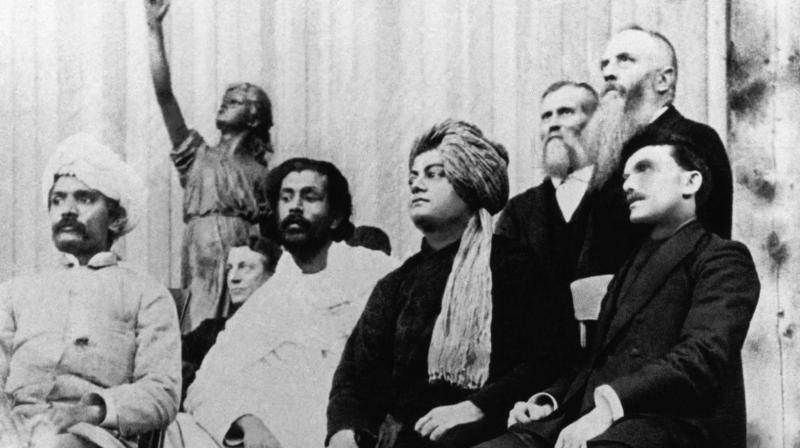 दिग्विजय दिवस : स्वामी विवेकानंद के शब्द आज भी दुनिया में गूंजते हैं, दिग्विजय दिवस : स्वामी विवेकानंद के शब्द आज भी दुनिया में गूंजते हैं,